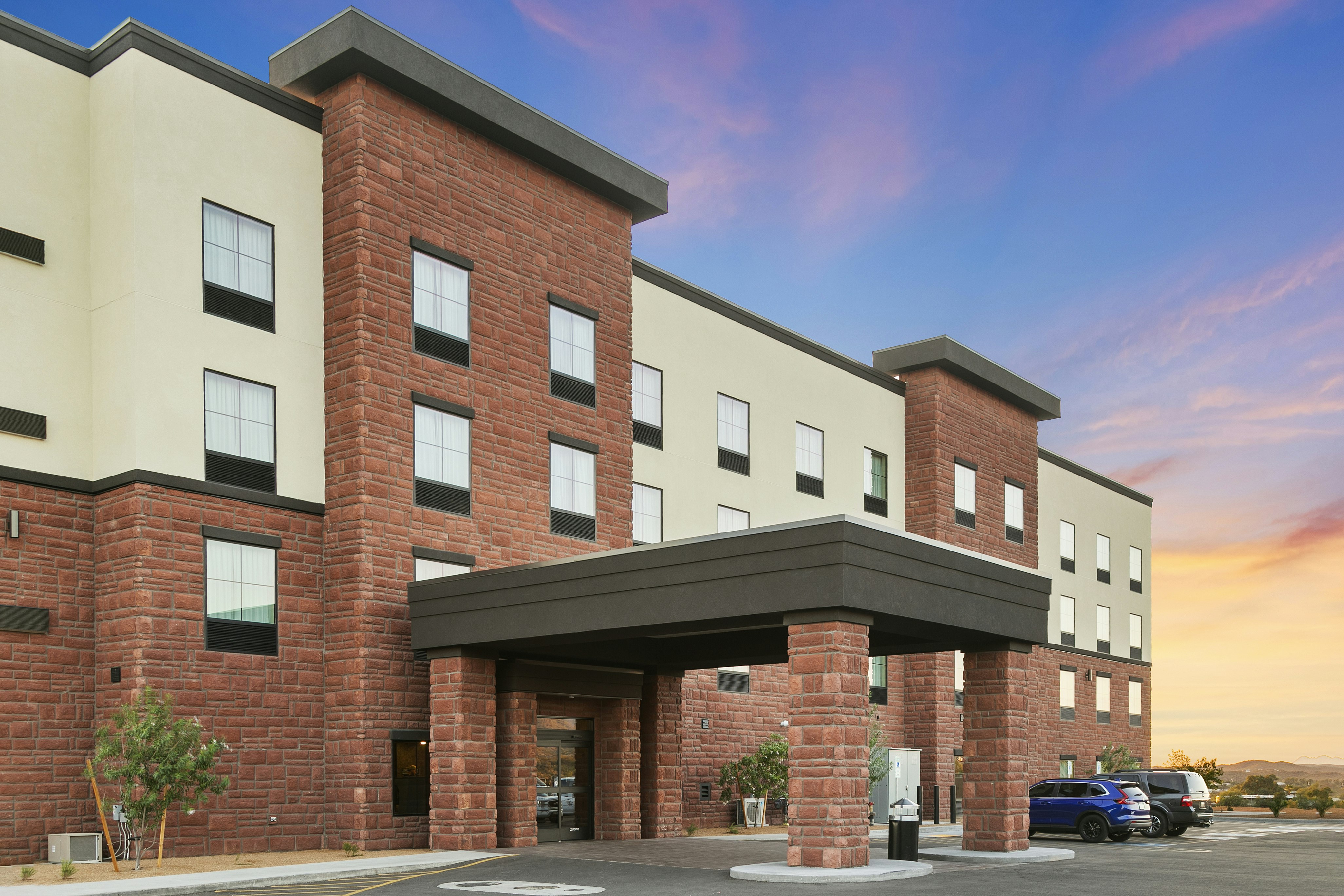 cobblestone hotel and suites wickenburg