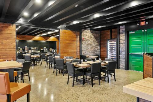 cobblestone hotel and suites wickenburg