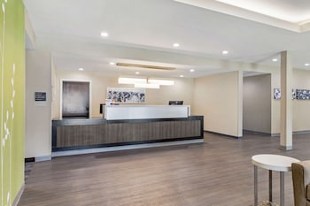 sleep inn and suites