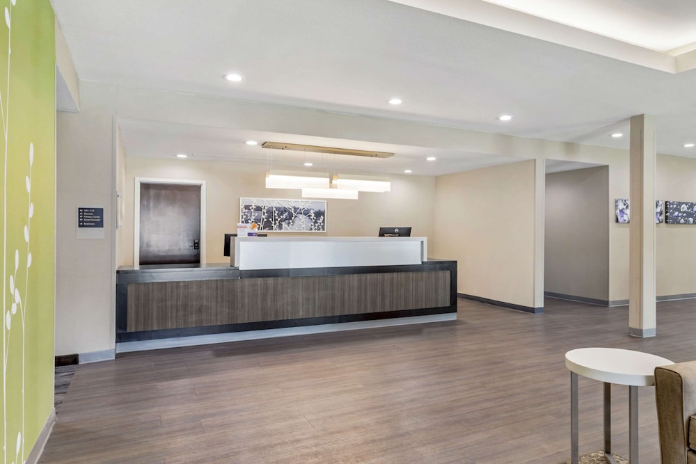 sleep inn and suites