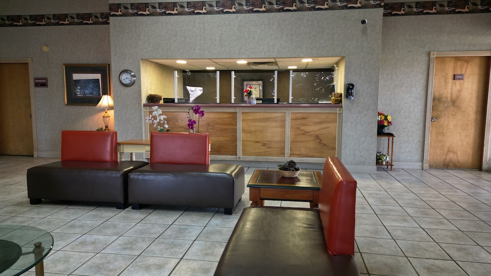 crossroads inn and suites