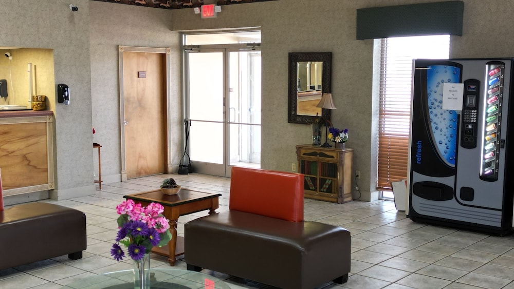 crossroads inn and suites