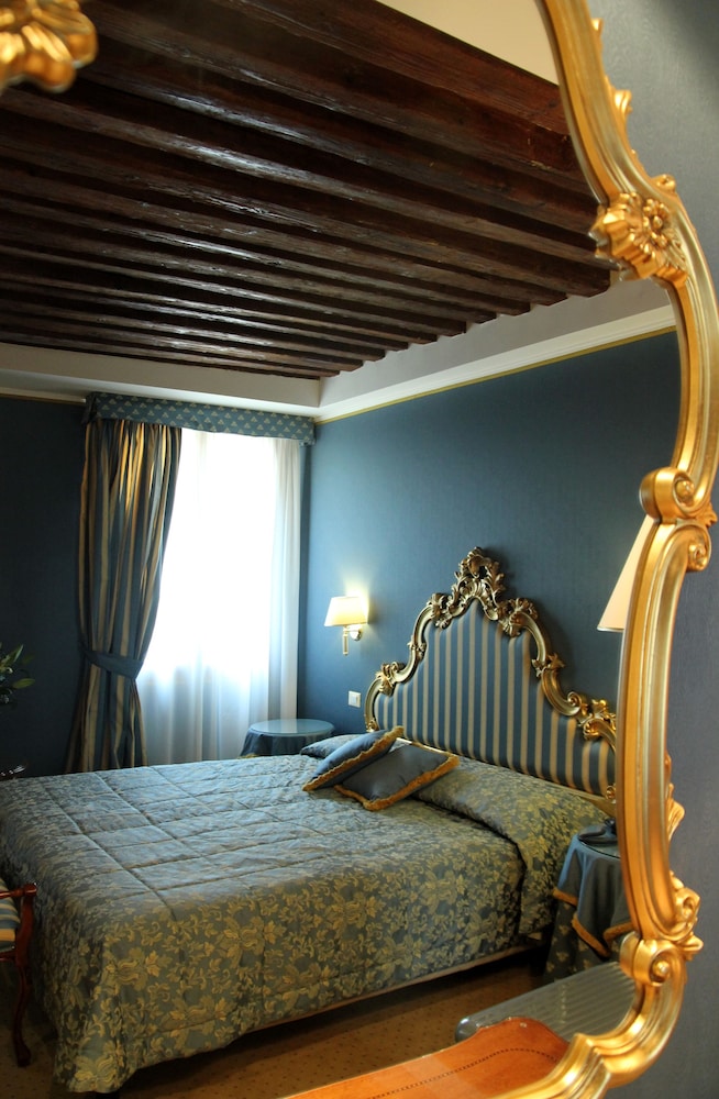 hotel corte contarina