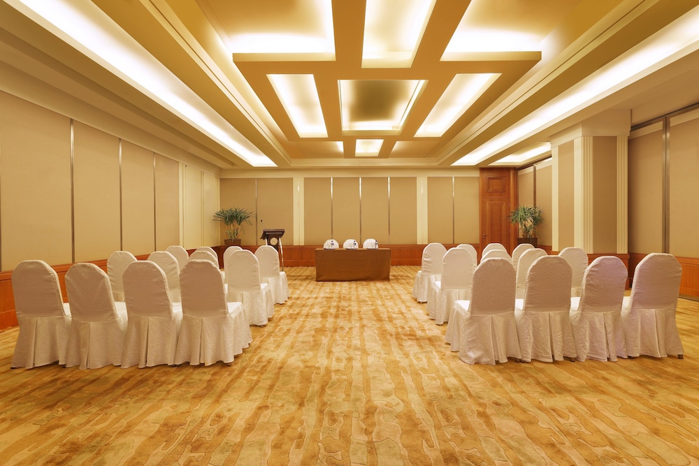 sheraton chengdu lido hotel