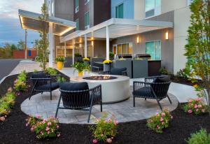 towneplace suites by marriott portland airport me