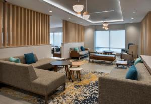 towneplace suites by marriott portland airport me