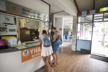 yha coolangatta gold coast