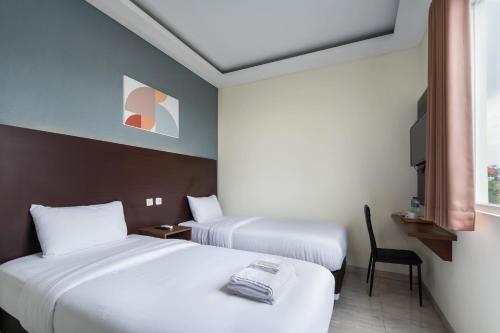 cove west inn