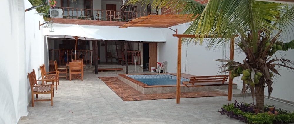hostal la boquilla