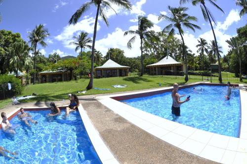 nomads airlie beach adults only