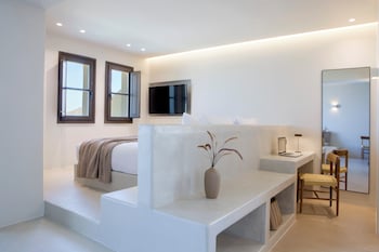 elessa hotel adults only