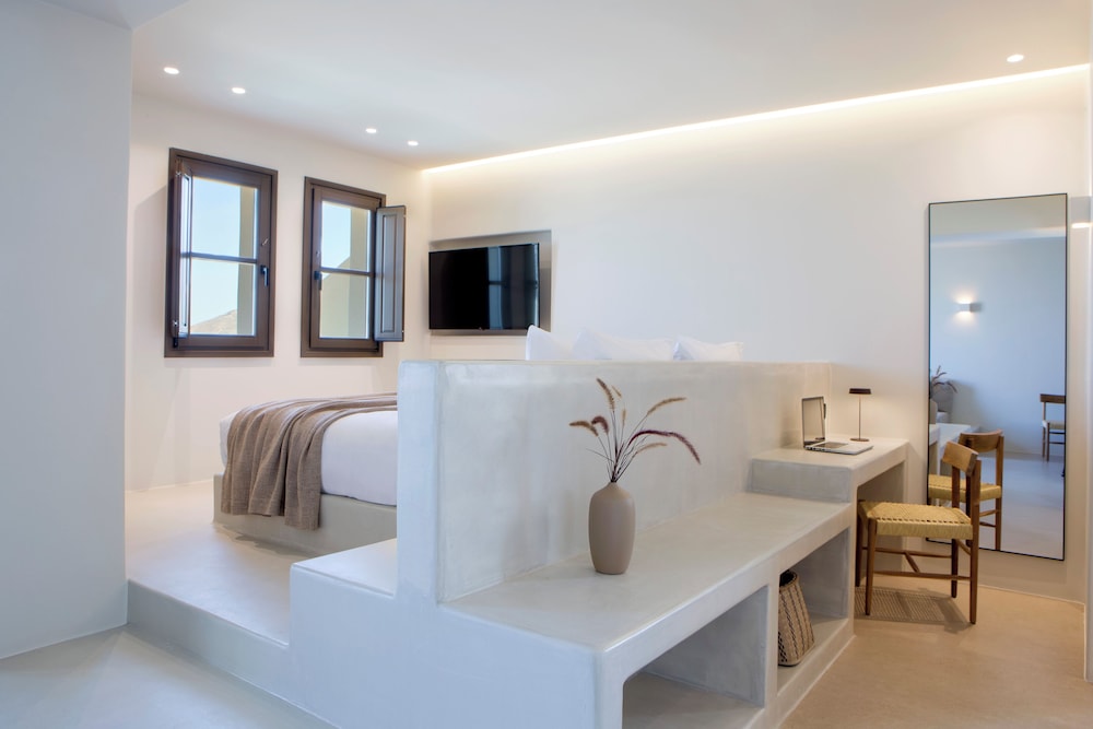 elessa hotel adults only