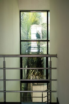 catalyst suites rajajinagar