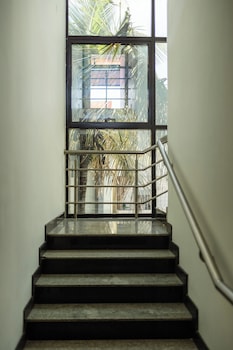 catalyst suites rajajinagar