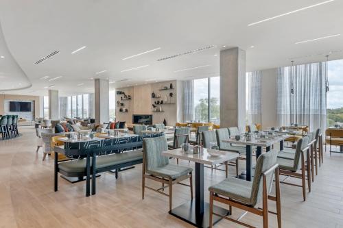 cambria hotel austin downtown