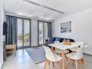paros