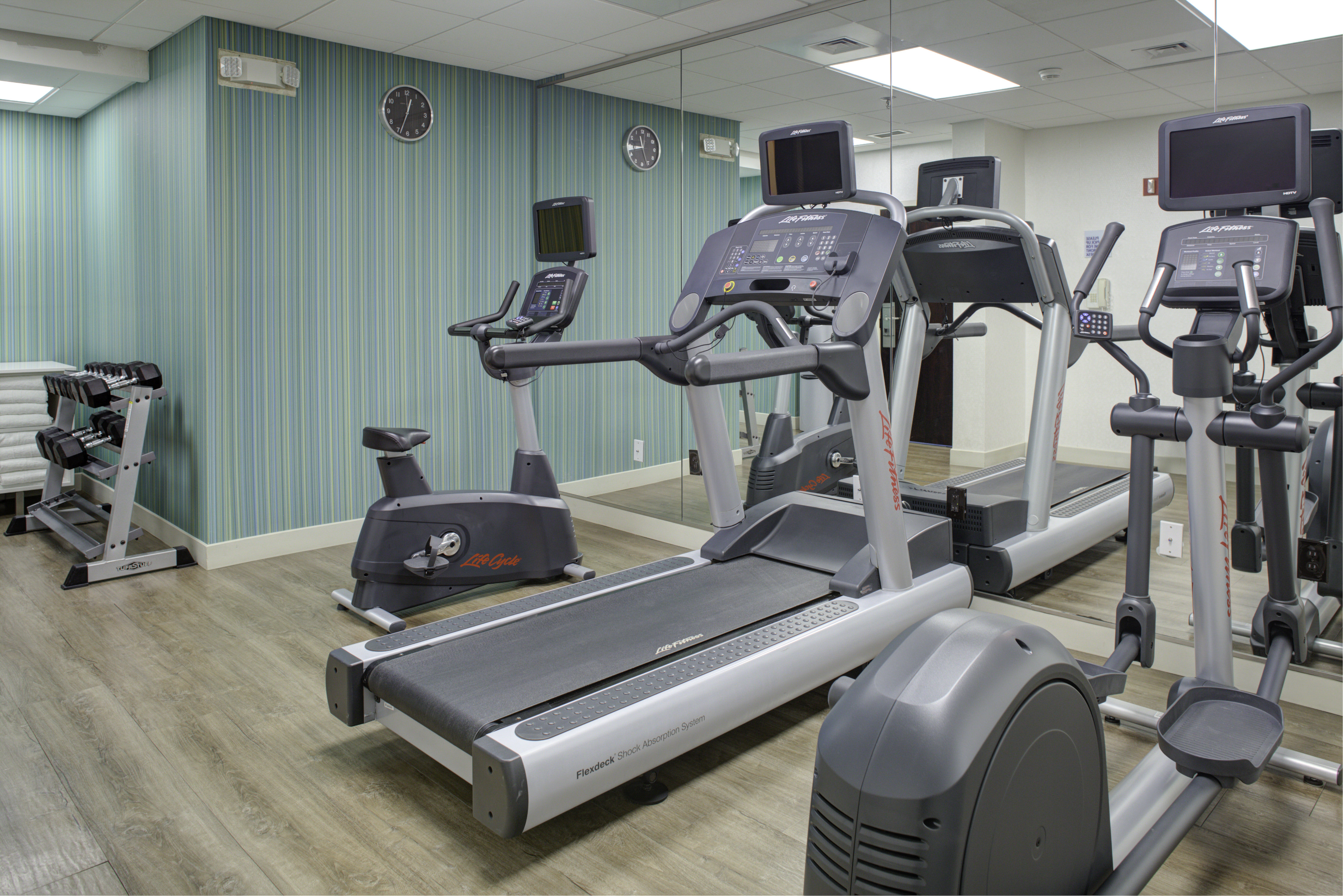 holiday inn express chester by ihg