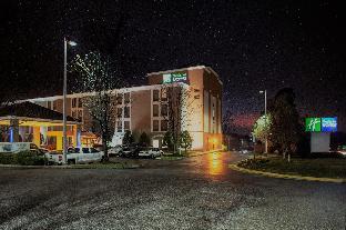 holiday inn express chester by ihg