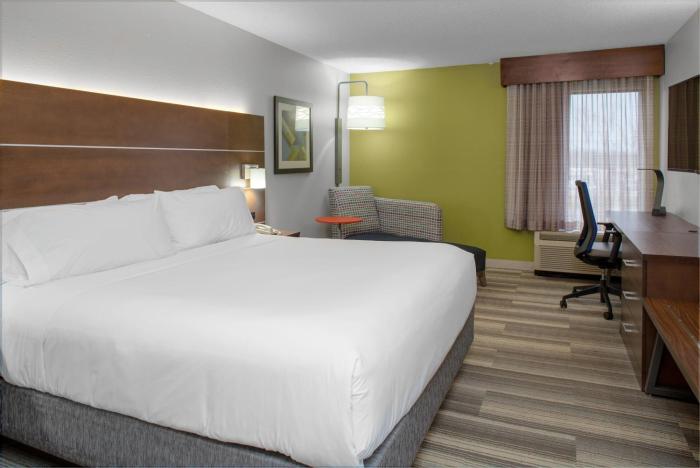 holiday inn express chester by ihg