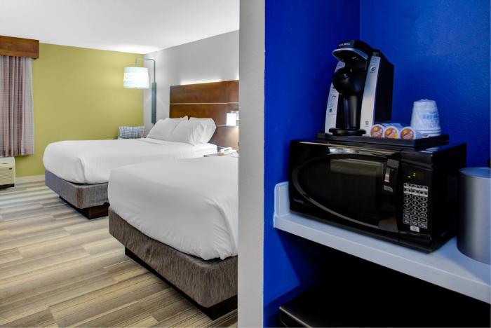 holiday inn express chester by ihg
