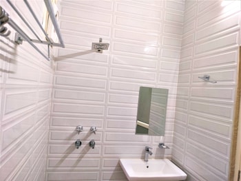 shamim residency near nizamuddin dargah