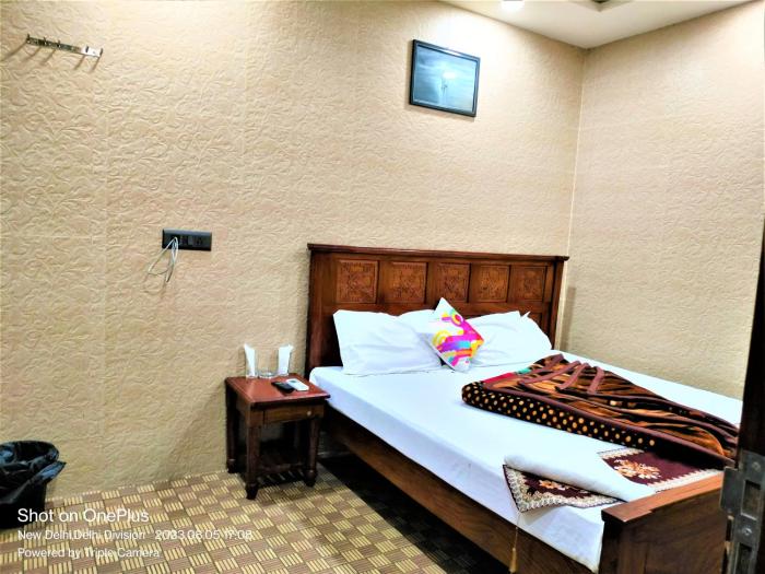 shamim residency near nizamuddin dargah