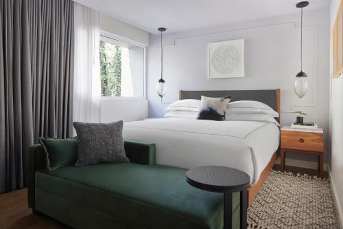 kimpton virgilio