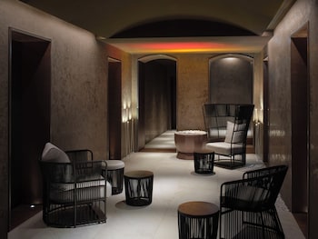 casa cipriani milano