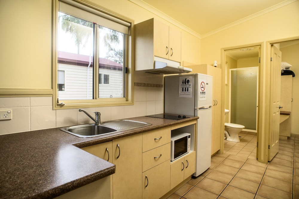 tasman holiday parks torquay palms