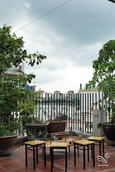 pegasy apartments and travel