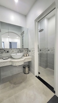 amy hotel and apartment hue