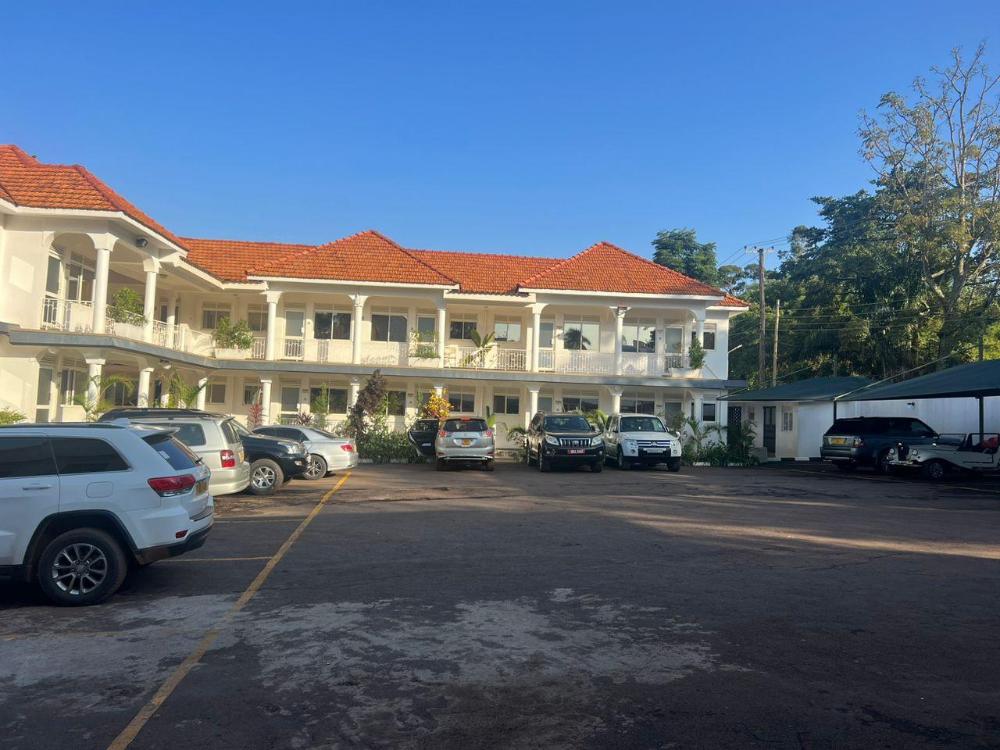 infinity hotel kampala