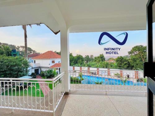 infinity hotel kampala