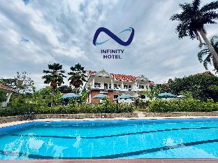 infinity hotel kampala