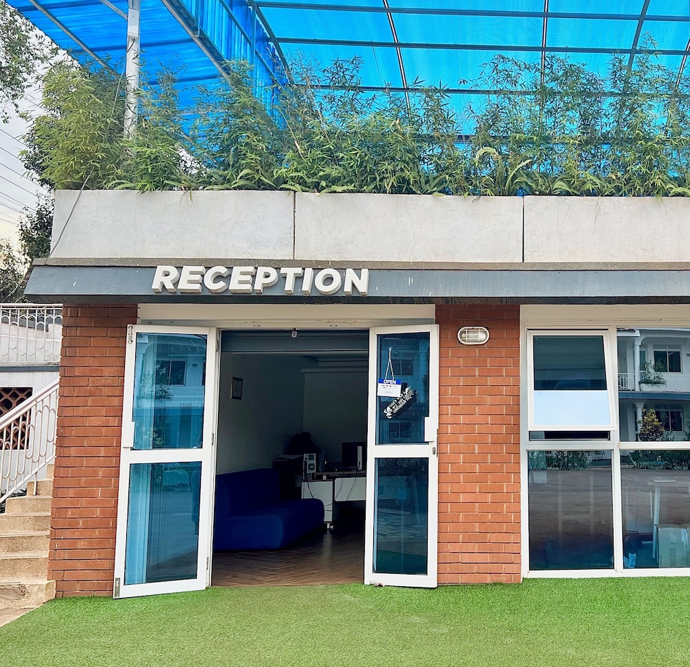 infinity hotel kampala