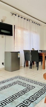 infinity hotel kampala