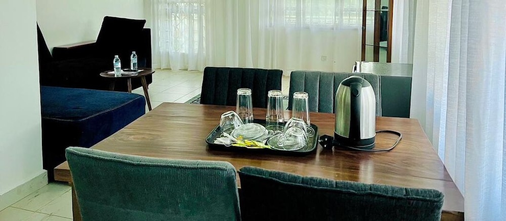 infinity hotel kampala