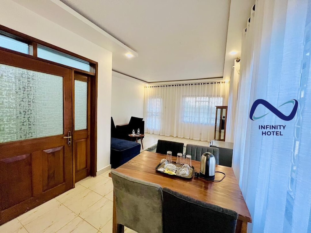infinity hotel kampala