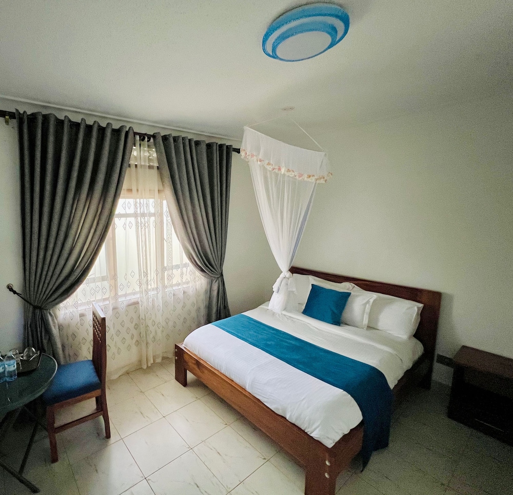 infinity hotel kampala