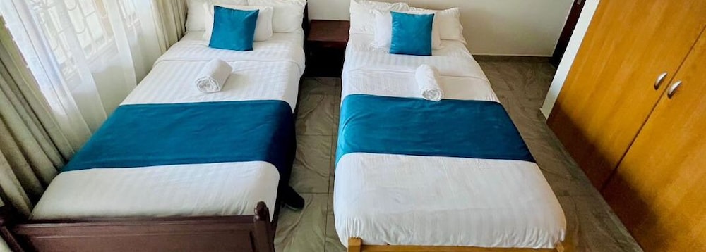 infinity hotel kampala