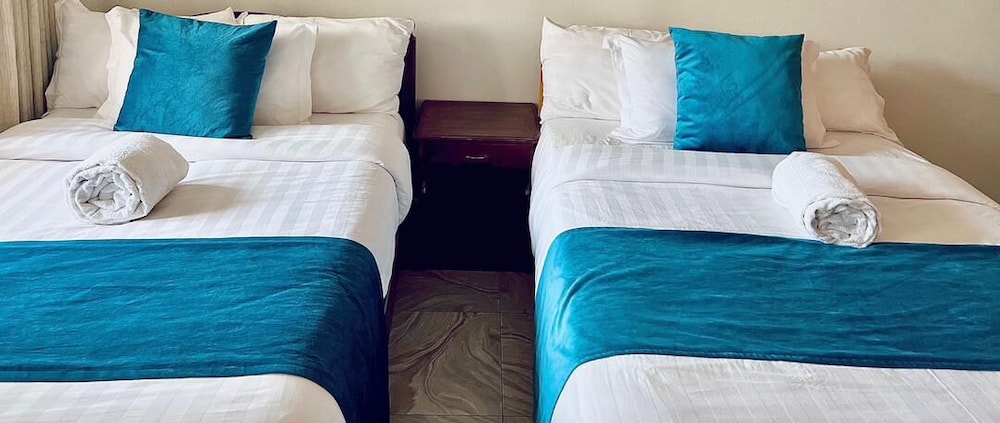 infinity hotel kampala