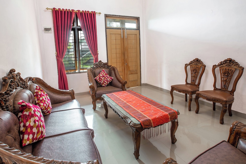 oyo 92587 homestay romauli kampung radja