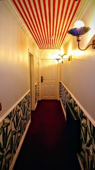 the mad hatter oxford