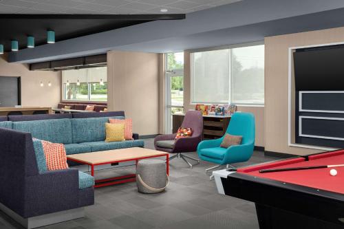 tru by hilton jacksonville airport i 95