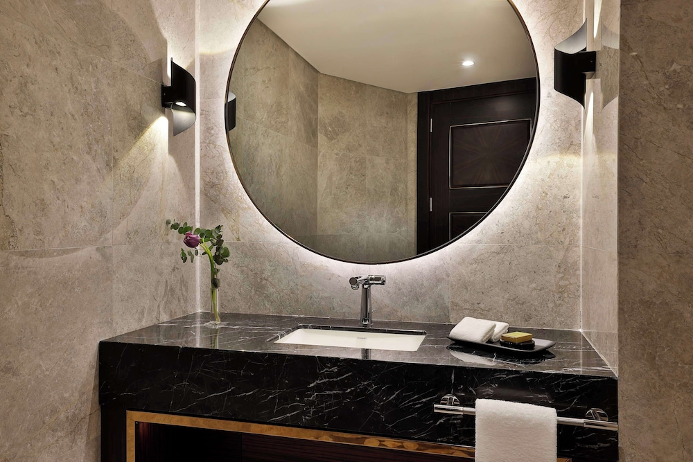 hilton riyadh olaya