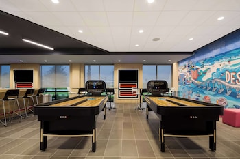 Tru By Hilton Destin,Okaloosa County>>Destin,2.5 star