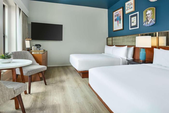 the bankers alley hotel nashville tapestry collection by hilton