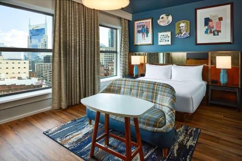 the bankers alley hotel nashville tapestry collection by hilton