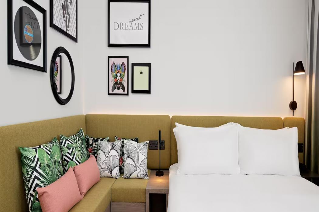 hampton by hilton rochdale
