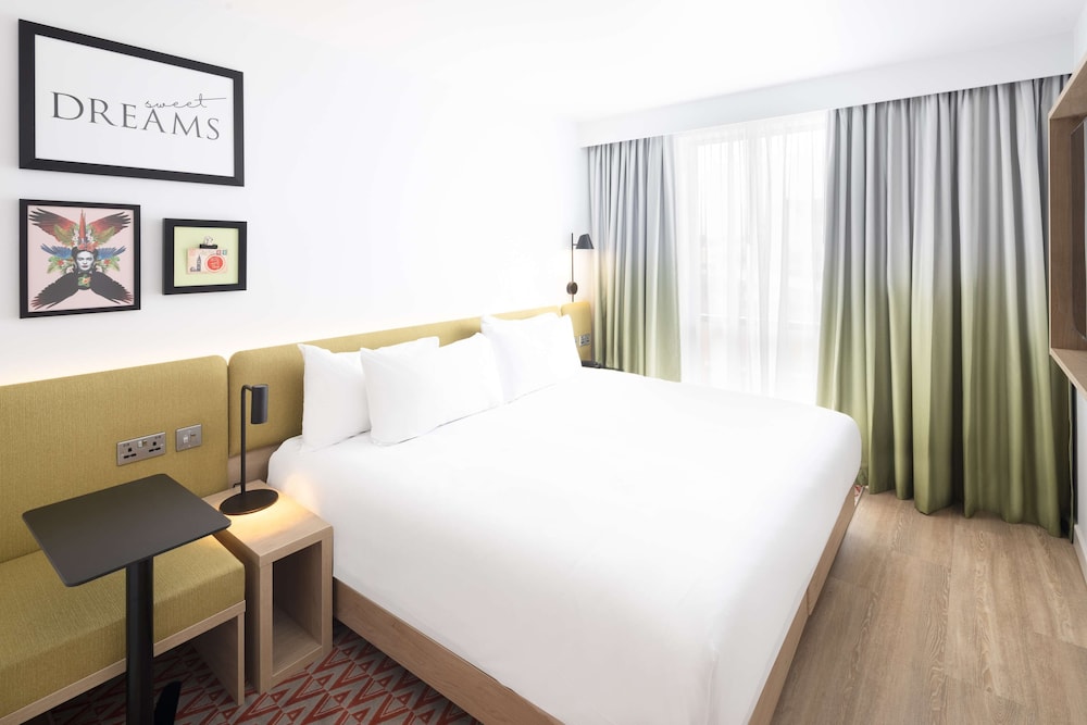 hampton by hilton rochdale